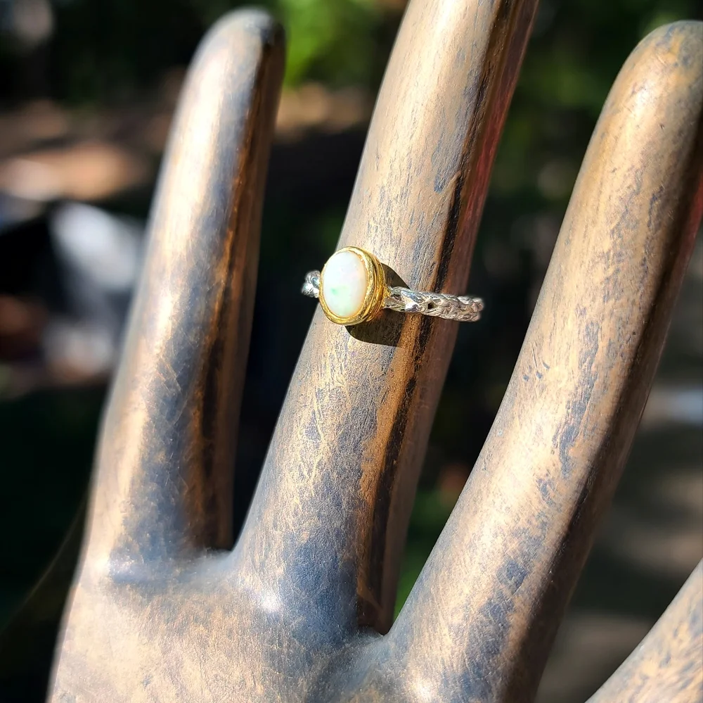 2k Opal gemstone set in 24k gold & sterling braided band sz6.5 NEW - Picture 3 of 6